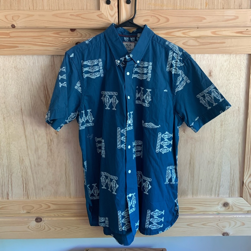 The Tourist by burkman bros blue fish Hawaiian shirt size M